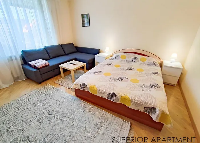 Ziuzi Apartments